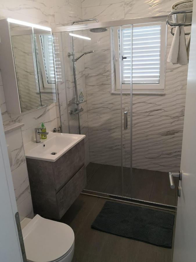 Two Bedroom Apartment With A Sea View & A Balcony Dubrovnik Extérieur photo