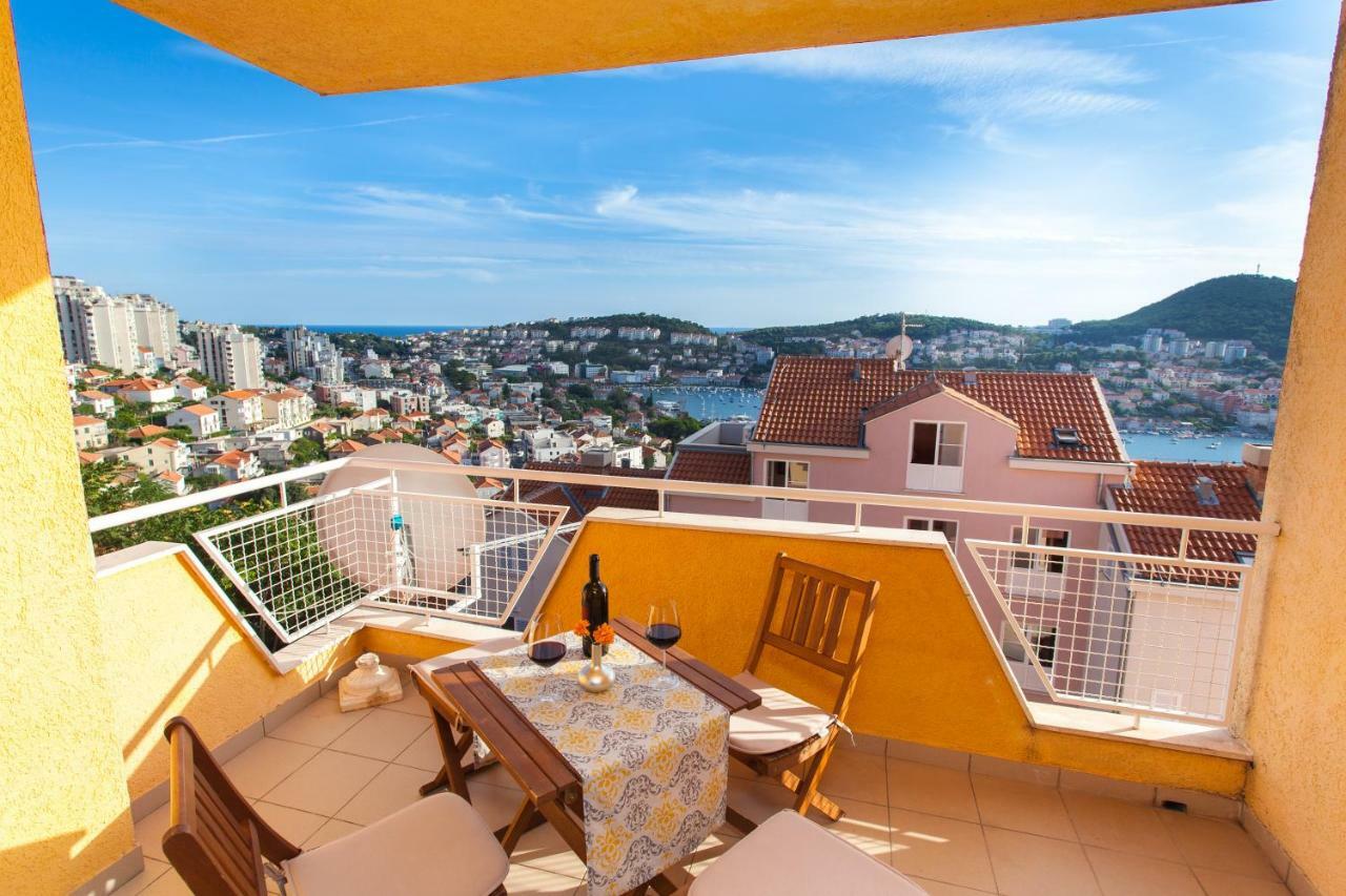 Two Bedroom Apartment With A Sea View & A Balcony Dubrovnik Extérieur photo