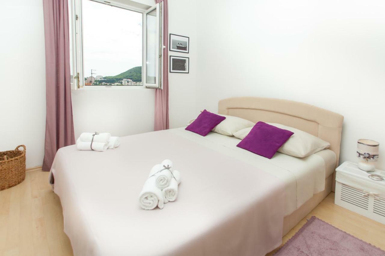 Two Bedroom Apartment With A Sea View & A Balcony Dubrovnik Extérieur photo